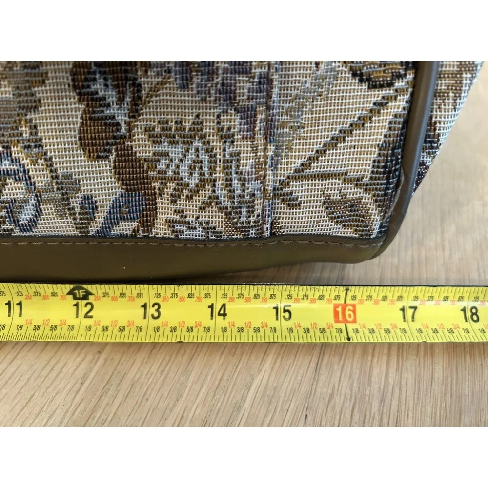 Vintage JORDACHE Floral Tapestry Carry on Duffel Tote Luggage Weekender Bag